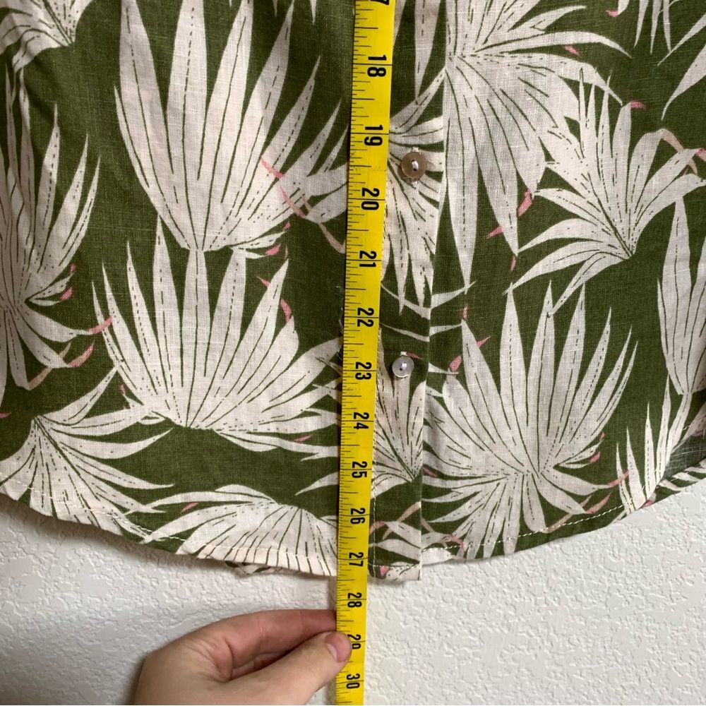 Tahari Tropical Print Button Down - Picture 8 of 9